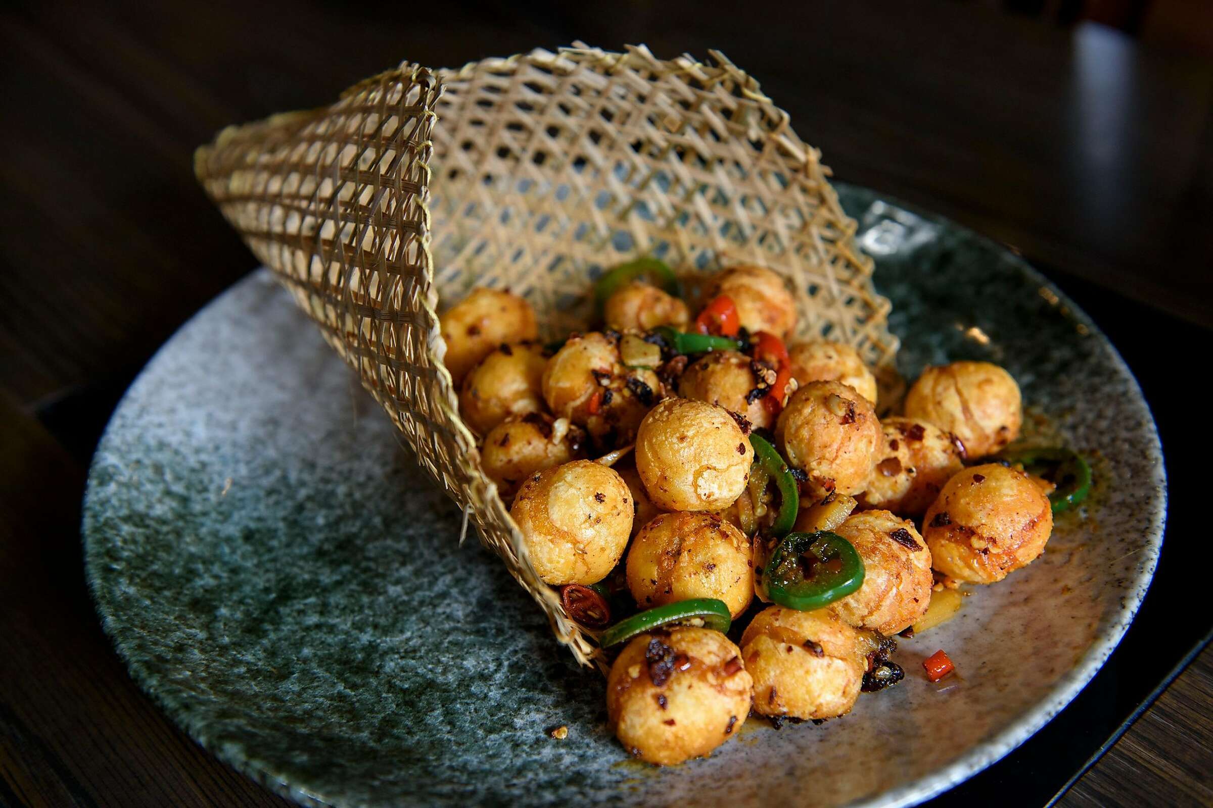 Fried glutinous rice balls